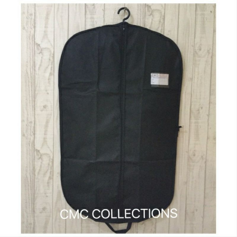 Cover jas sarung jas dan hanger jas