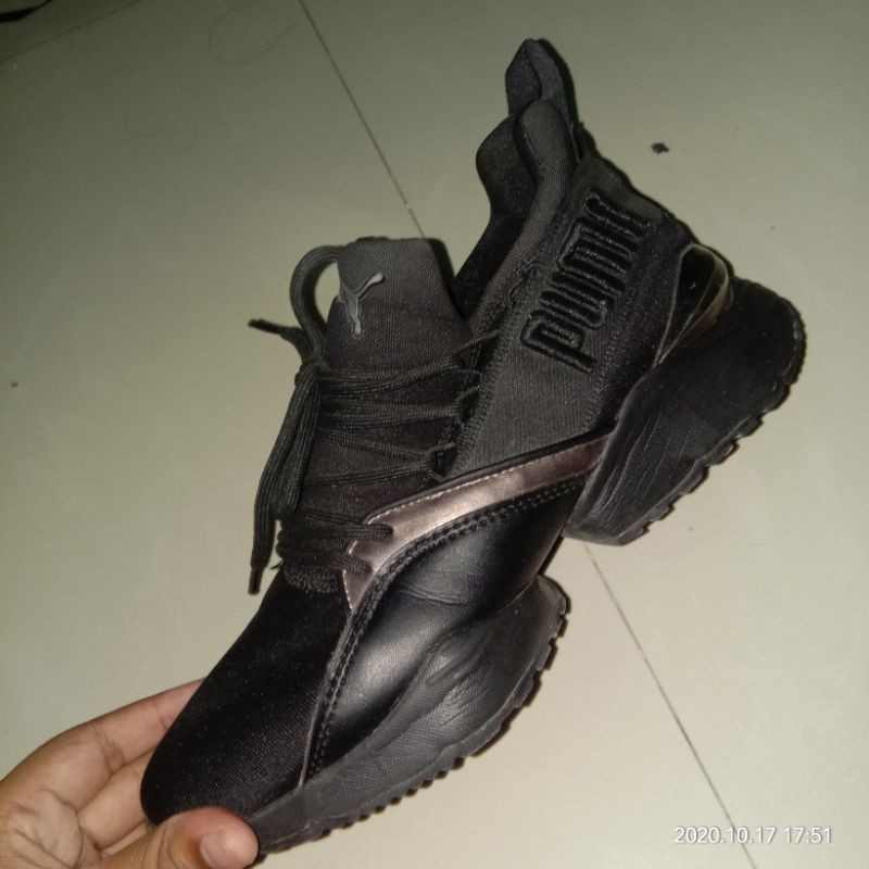 PUMA MUSE MAIA ORIGINAL SIZE 40