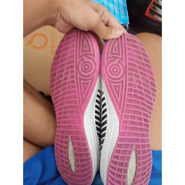 sepatu futsal ortuseight catalyst liberte white