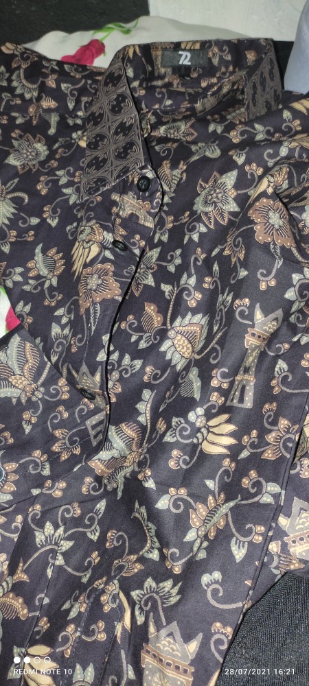 Kemeja Batik Slimfit Pria Lengan Panjang Premium Motif Jam Gadang Warna Hitam 721292 Cap 72