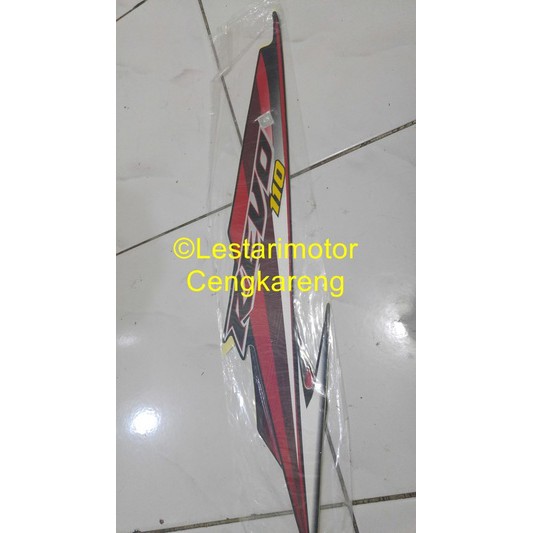 Striping Lis - lis Body - Stiker Motor Revo Absolute 2009 Merah High Quality