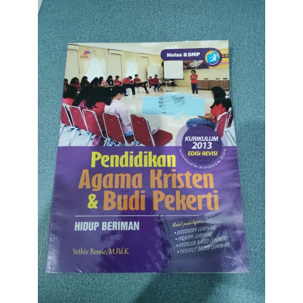 Buku agama Kristen BPK Gunung Mulia kelas 8