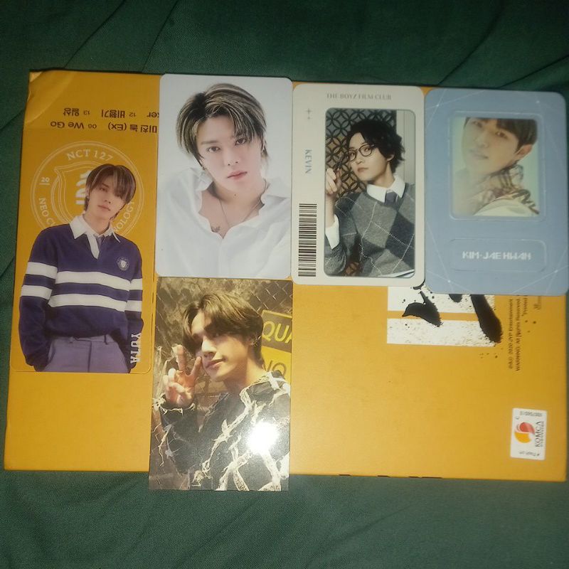 photocard official Yuta NCT, Kevin THE BOYZ, Jaehwan W1, Wooyoung ATEEZ, Id keyring fankit