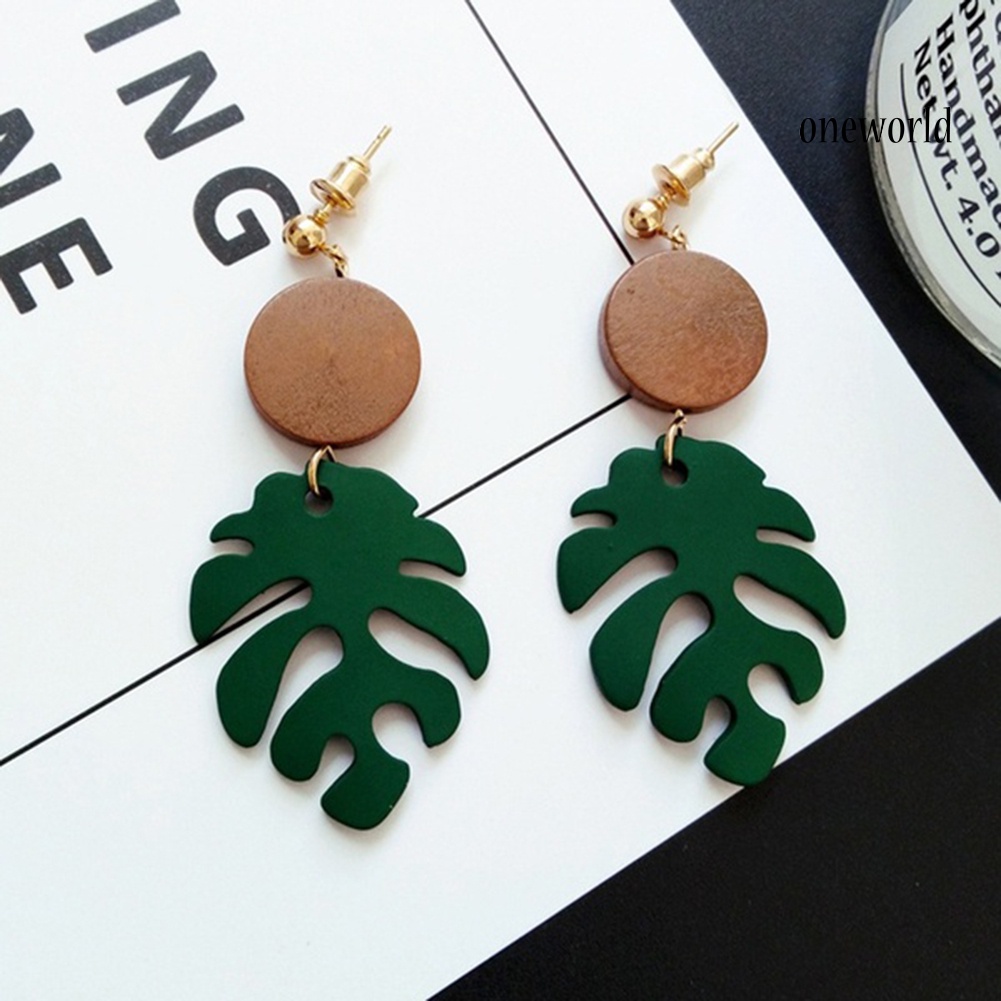 OW@ Bohemian Wooden Monstera Leaf Dangle Women Stud Earrings/Ear Clips Jewelry Gift