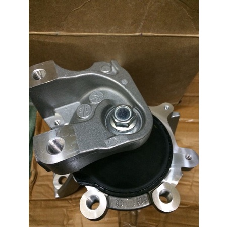 engine mounting depan kanan crv gen 3