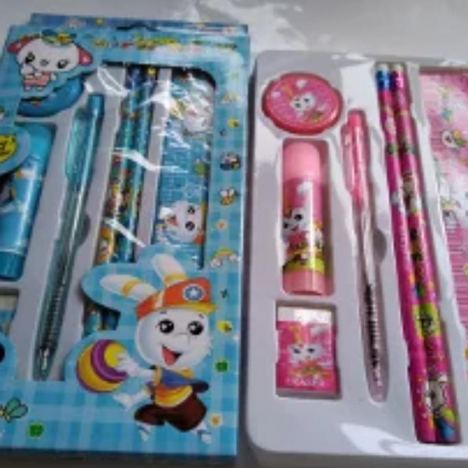 

PAKET ALAT TULIS 1289 TERUJI
