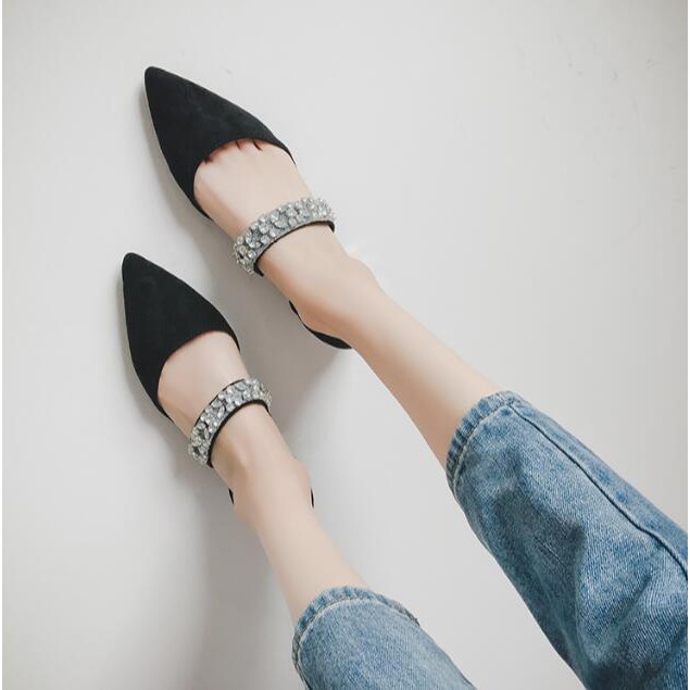 Sepatu Wanita Flat Low Heels Pointed Toe Aksen Stud Bahan Suede Gaya Korea