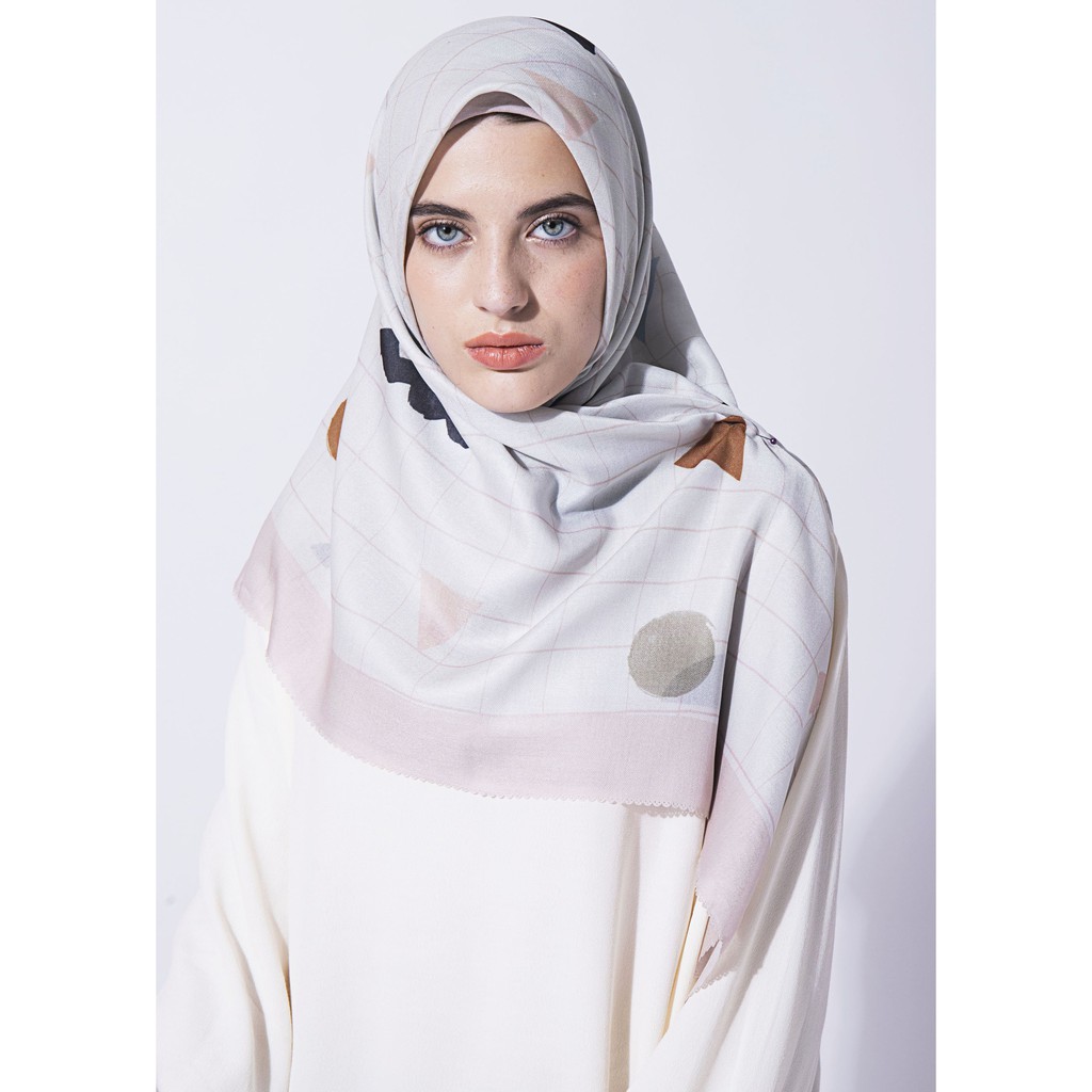 

Kaliva Scarves Beige