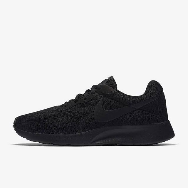 tanjun nike trainers black