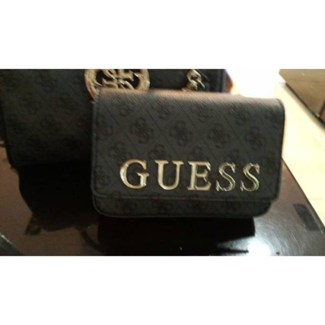 Guess SLING BAG SALE 1.299 sale 650