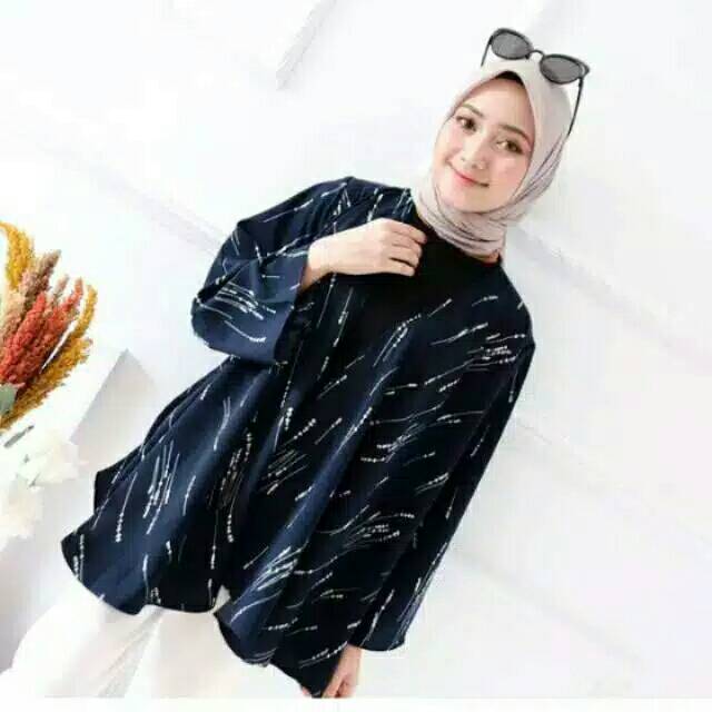 LUNA CARDI//OUTER GERIMIS