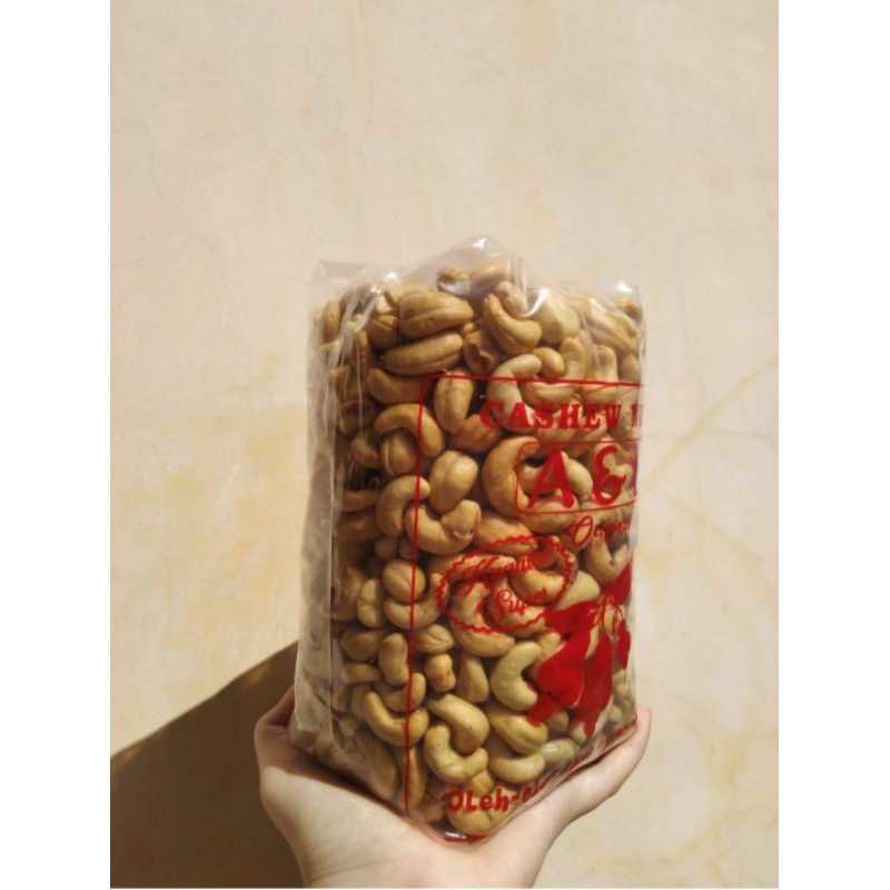 

KACANG METE SUPER 1 KG MATENG MAKNYUS
