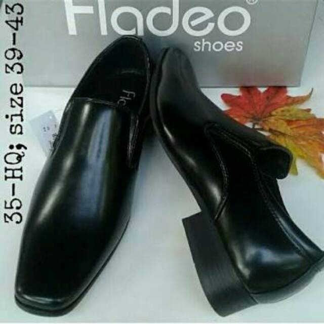 Sepatu pantofel fladeo