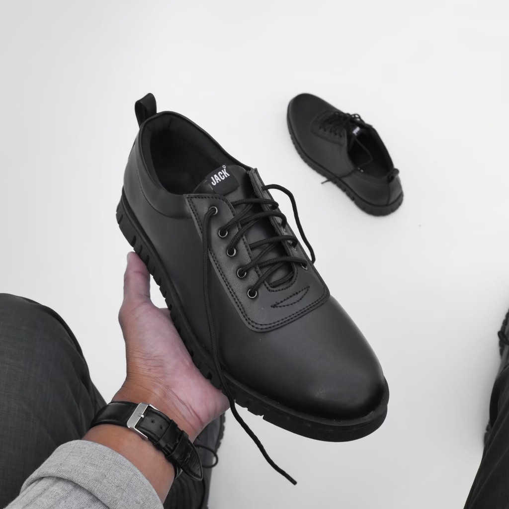 BRAVE BLACK - Sepatu Pantofel Pria Kulit Formal Kantor Kasual Kerja Kuliah Oxford - Pantopel