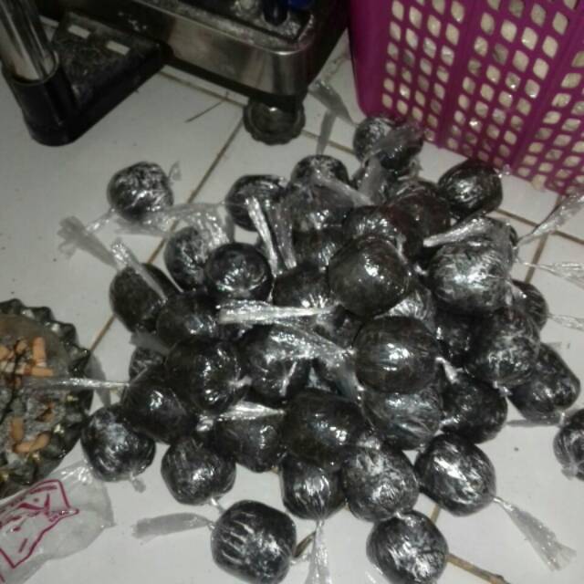 Media cangkok pohon tin