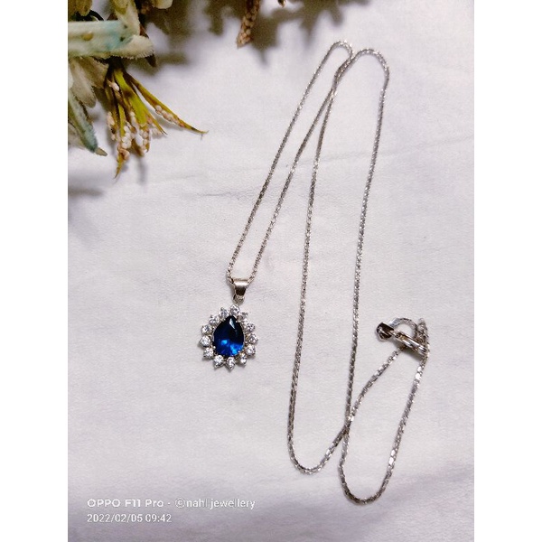 kalung italy dan liontin lady emas putih 750