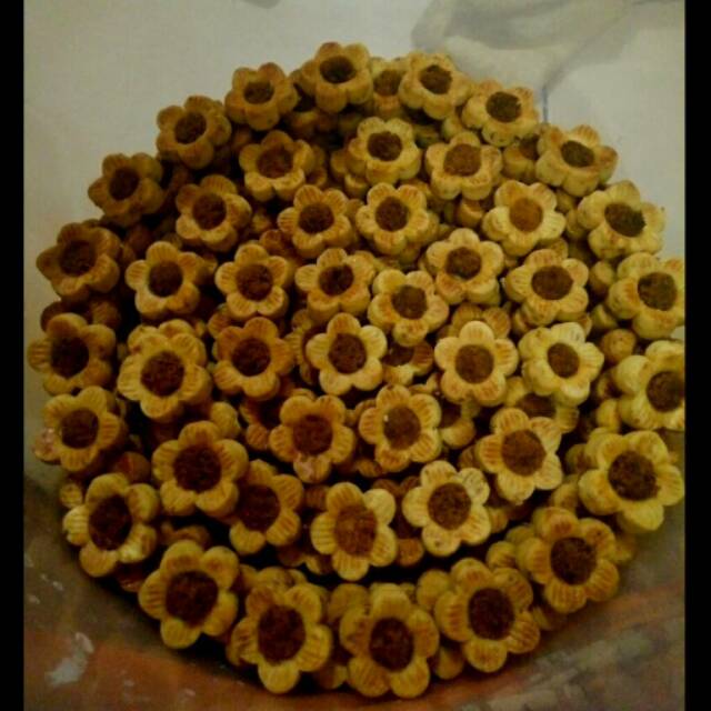 

Kue kering abon lebaran