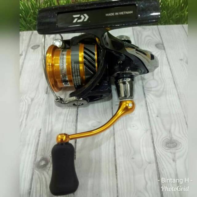 Reel Daiwa Revros LT 2500 XH