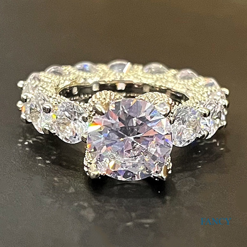 Cincin Wanita Hias Cubic Zirconia Berkilau Untuk Pertunangan / Pernikahan