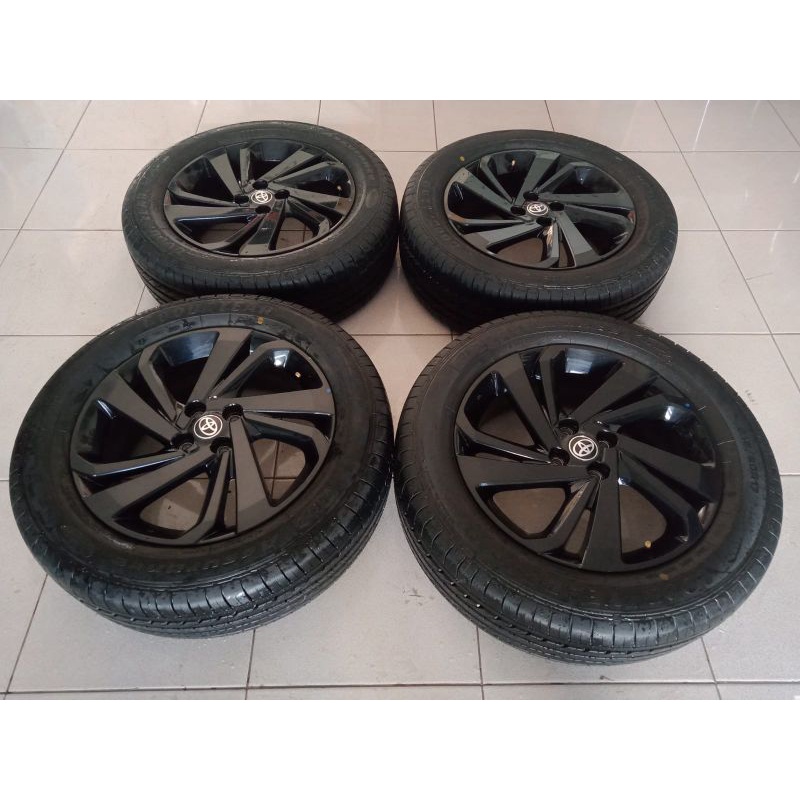 VELG SECOND STANDAR OEM TOYOTA RAIZE R17 PCD 4X100 + BAN 215/60 R17 GOODYEAR