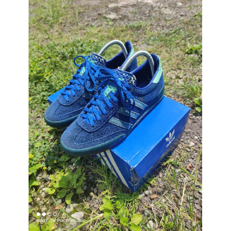 Adidas jeans Bern (second)