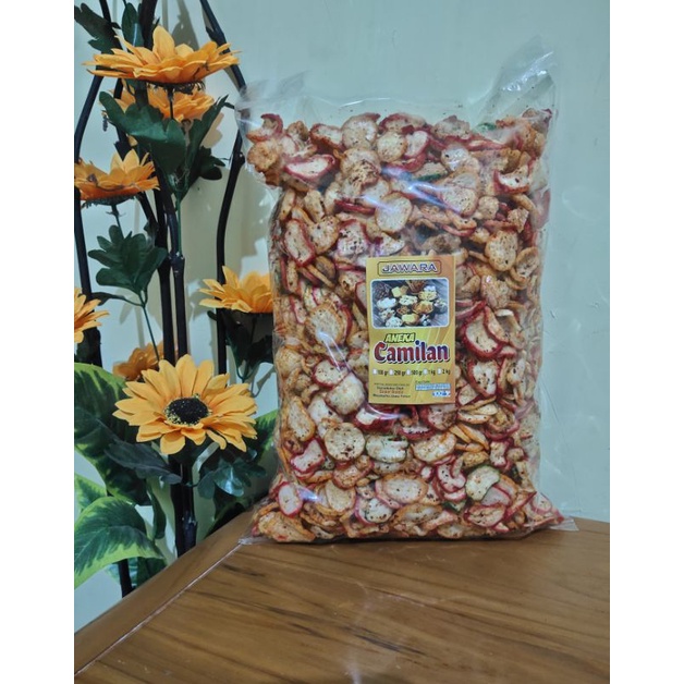 

Krupuk seblak kencur pedas 1kg / satu kilogram