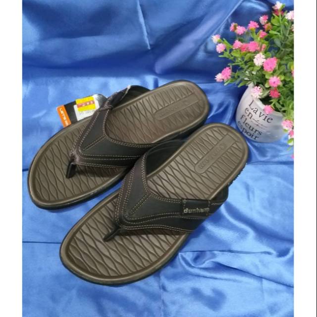 Sandal Dunham Prime 01