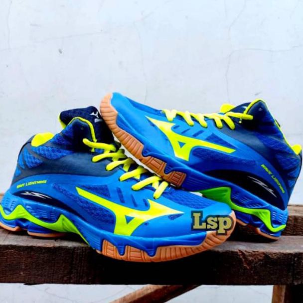 sepatu mizuno wave light