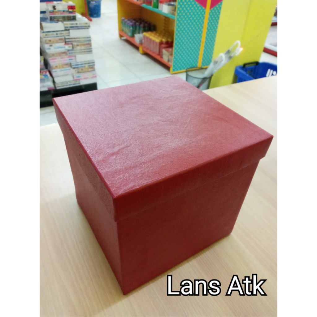 

Box Kado / Kotak Kado BK455 19.5x19.5x19cm kardus box tinggi box