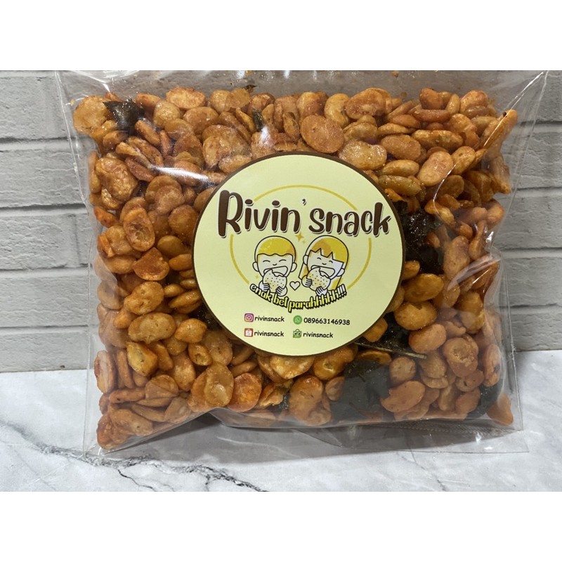 

KACANG KORO KUPAS THAILAND 250gr (ASIN / PEDAS / PEDAS DAUN JERUK)