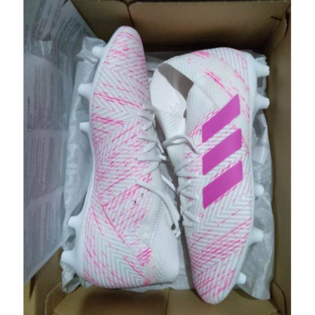 SOCCER ADIDAS NEMEZIZ 18.3 FG WHITE PINK ORIGININAL BB9436 BNIB