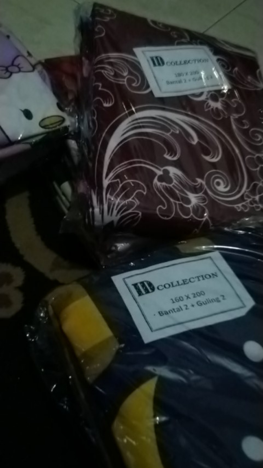 Sprei  140 X 200 Sampai 180 X 200 : 64 Ribu - 70 Ribu ( B 2 + G 2 )