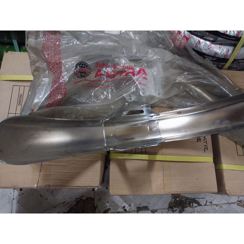 spakbor depan gl100 ori