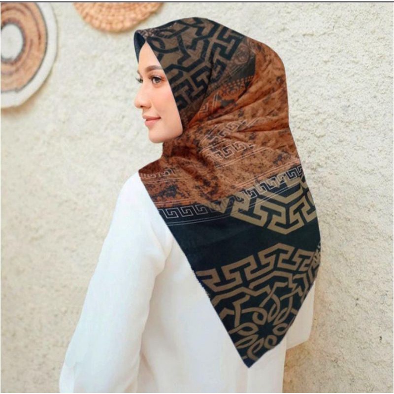 Terbaru !! Hijab Voal Segiempat Motif Diana Oren Kerudung Segiempat Motif