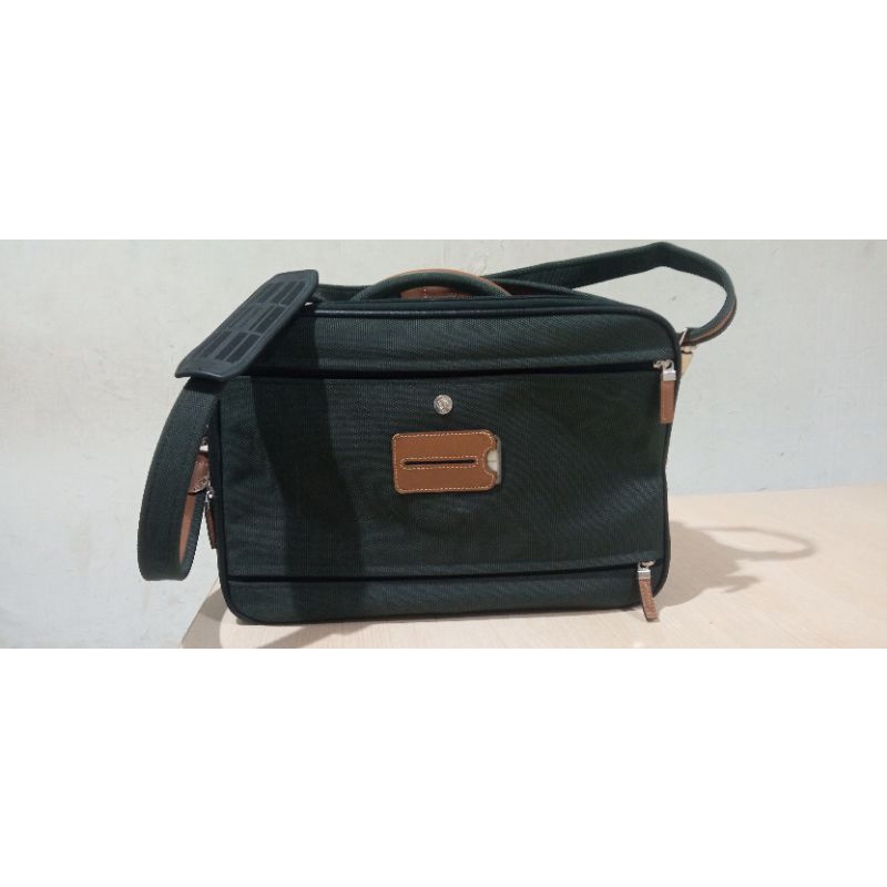 tas slempang samsonite
