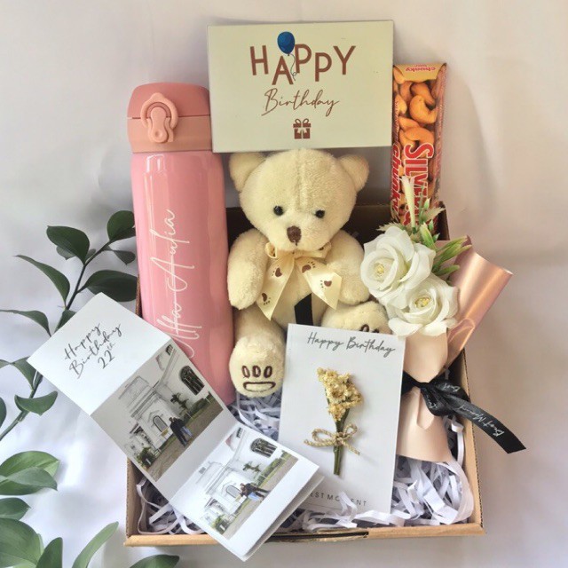 

Kado Ulang Tahun / Kado Ulang Tahun Cewe / Hampers Ulang Tahun / Kado Anniversary / Kado Wisuda / Hampers / Kado Box