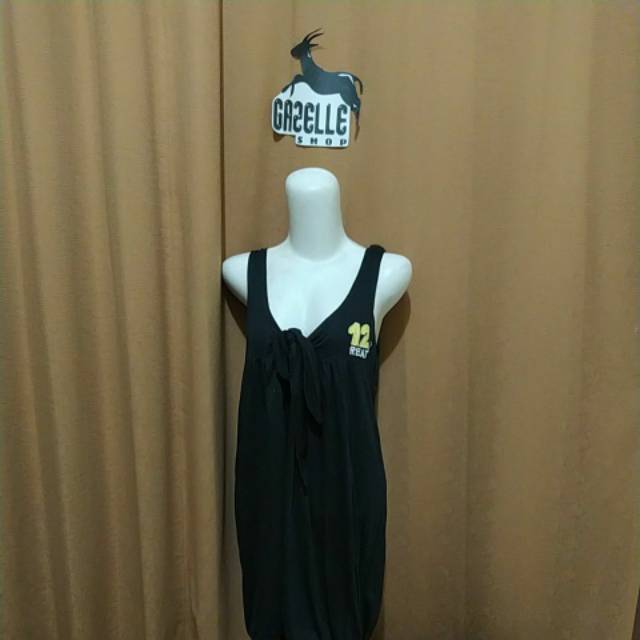 dress balon hitam kutung