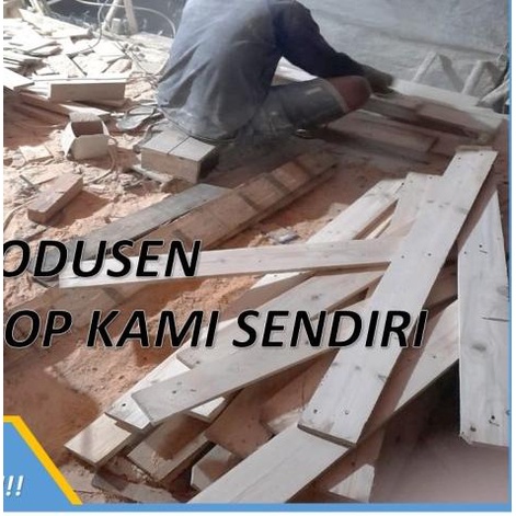 ➥ Rak bunga kayu susun 3 tingkat / rak bunga susun 3 tingkat minimalis ◙
