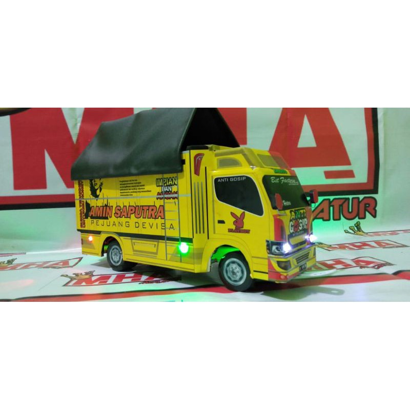 miniatur truk oleng lampu+terpal