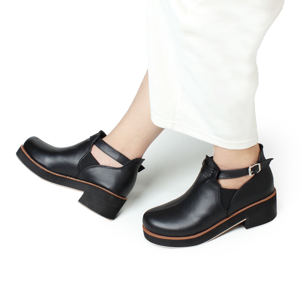 FARADELA Sepatu Wanita Boots F01-07.5