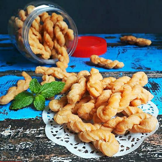 

COD Kue Tambang Manis 1Kg Kue Tambang Untir Kue Tambang Banjarmasin Cemilan Snack Makanan Ringan Ter