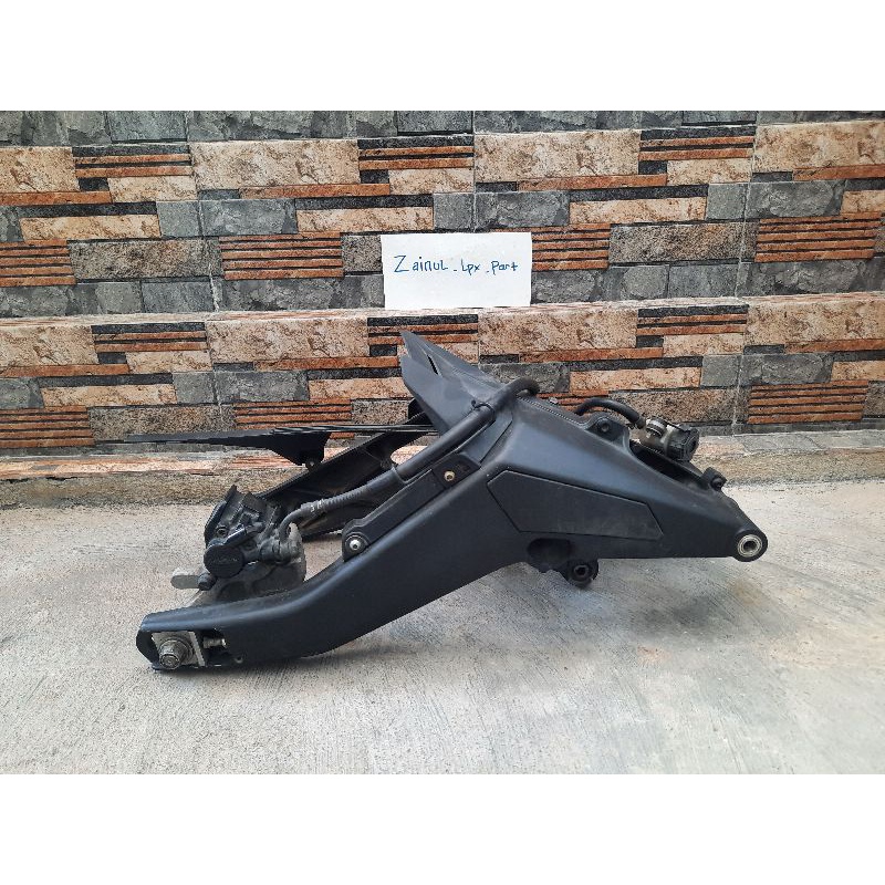 Jual Swing Arm R15 vva PNP vixion,r15 old,xabre Shopee Indonesia