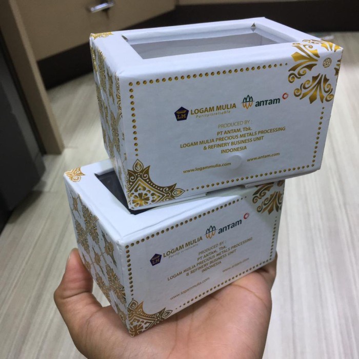 

Kotak Box Emas Logam Mulia LM Antam
