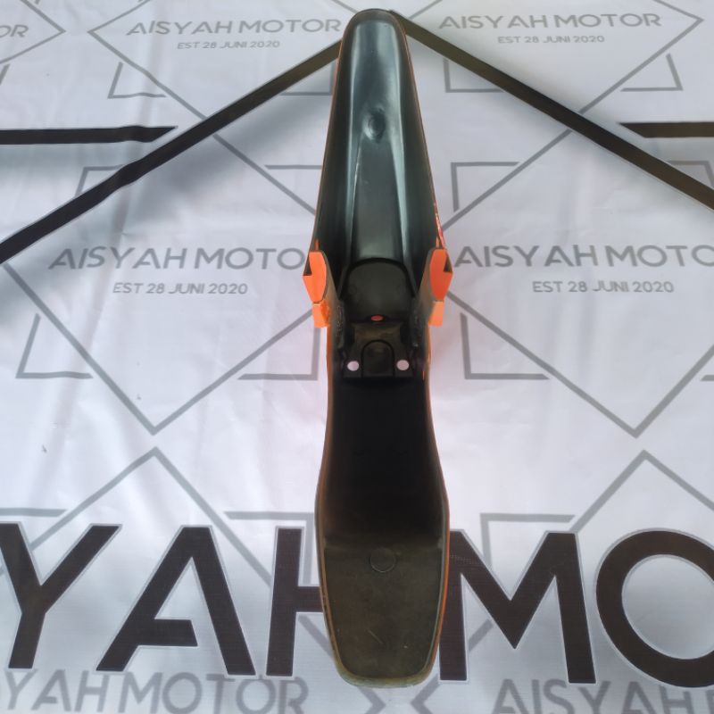 Spakbor Depan Yamaha Fiz R Warna Oren