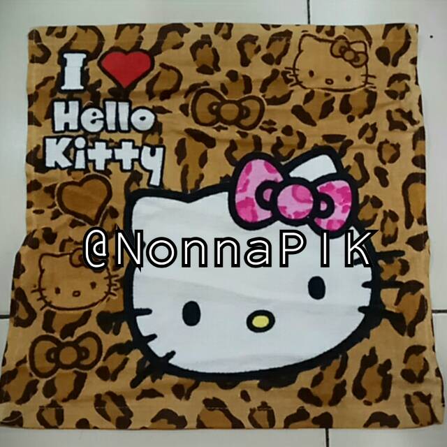 Sapu Tangan Hello Kitty Loreng Pink dan Cokelat