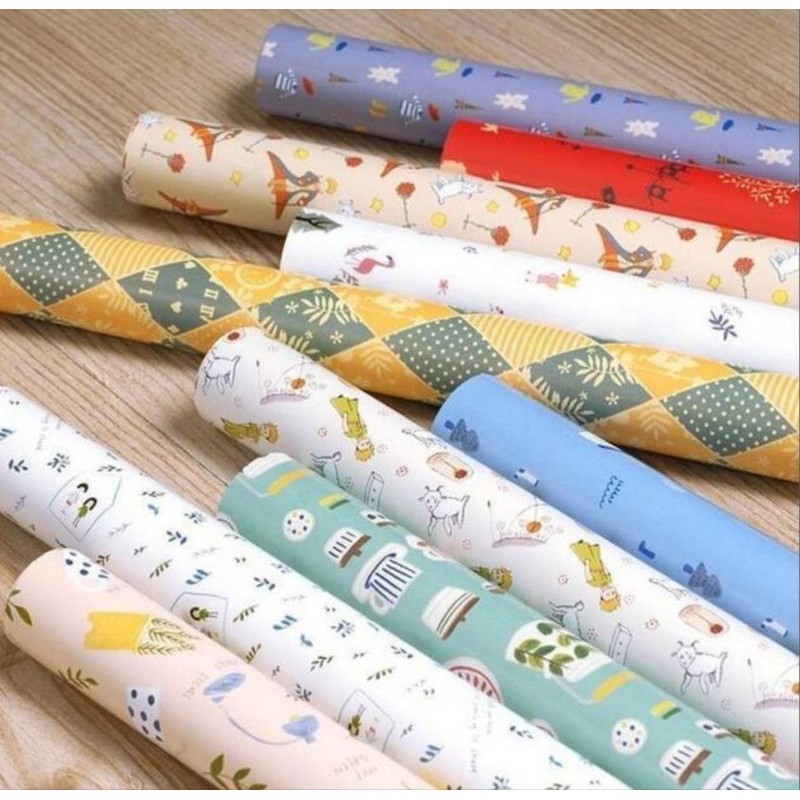 

Terima jasa bungkus kado motif random free kartu