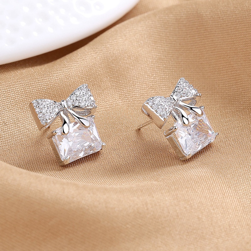 Anting Stud 925 Sterling Silver Hypoallergenic Bentuk Pita Untuk Wanita