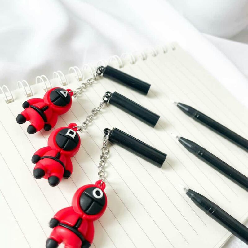 

( 1 pcs ) Pulpen gel karakter unik dan lucu squid game gantung