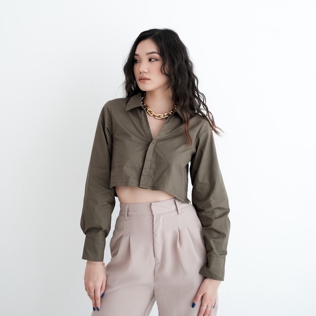 [TAVIA] KAYLA BLOUSE / ATASAN WANITA / BLOUSE WANITA / CROP / KEMEJA WANITA