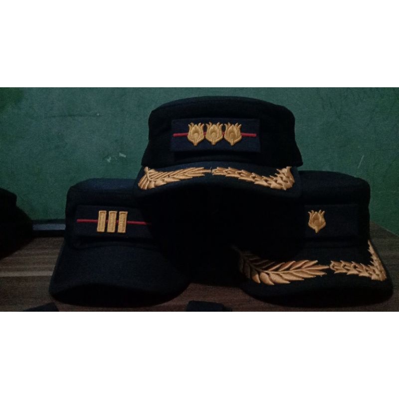 Topi komando perhubungan pet pendek